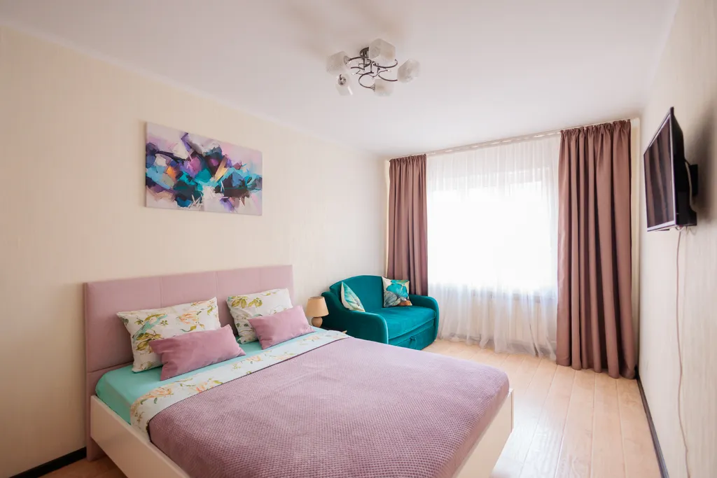 Отличная 2 комнатная квартира на Кургане — аренда посуточно в Брянск