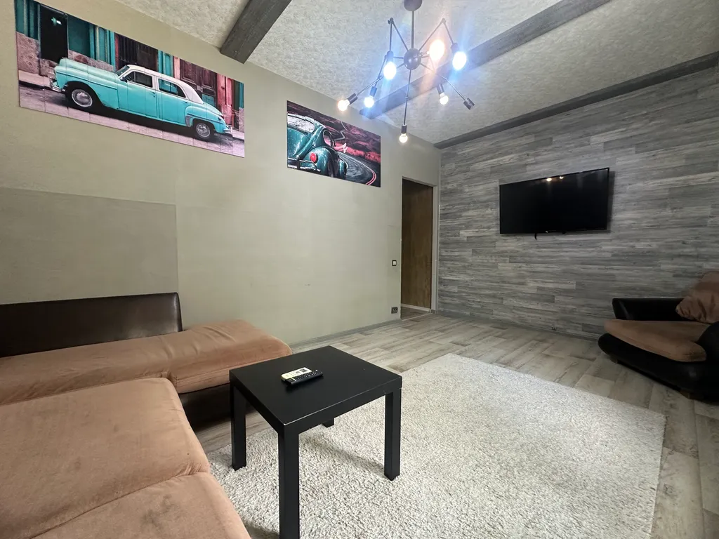 Красивая 2 комнатная в ЖК