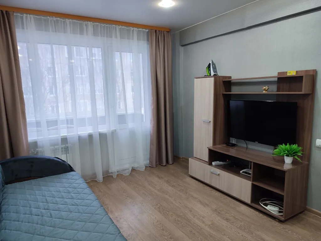 Уютная квартира в спальном районе — аренда посуточно в Саянск