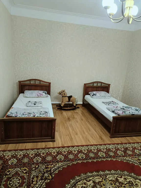 Частный дом с крытым двором и садом