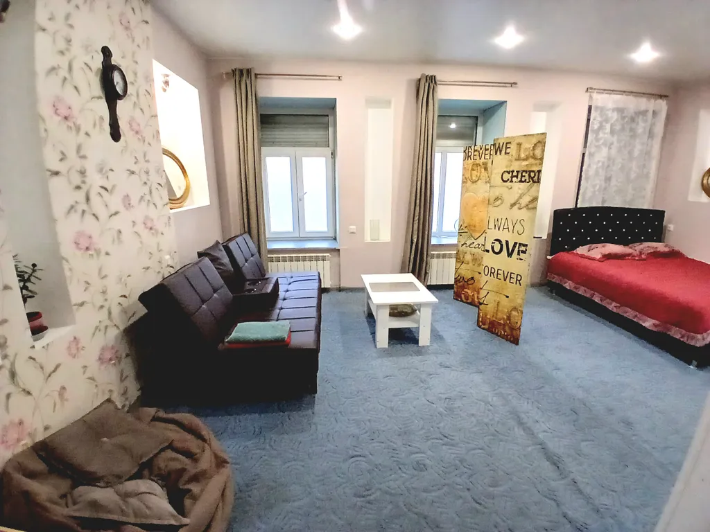 Атмосферная двухуровневая квартира с сауной