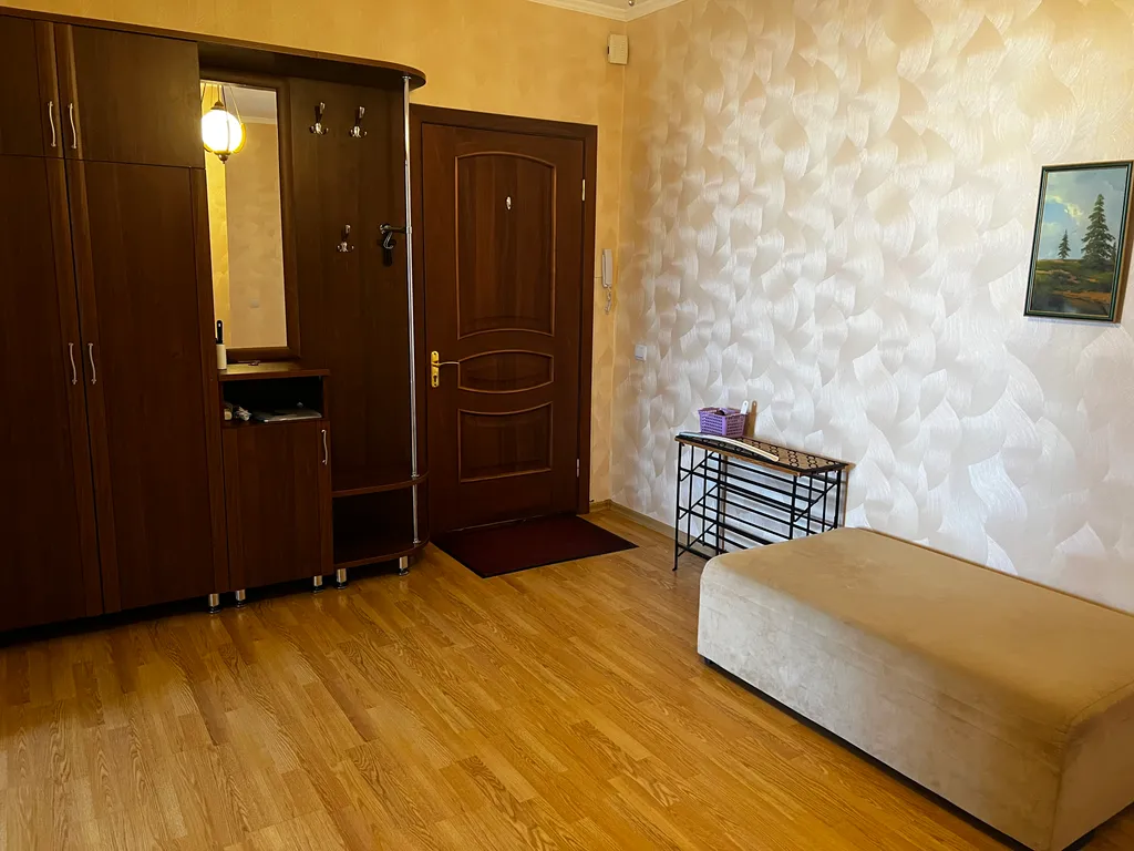 Квартира в центре с красивым видом на колокольню, храм и набережную