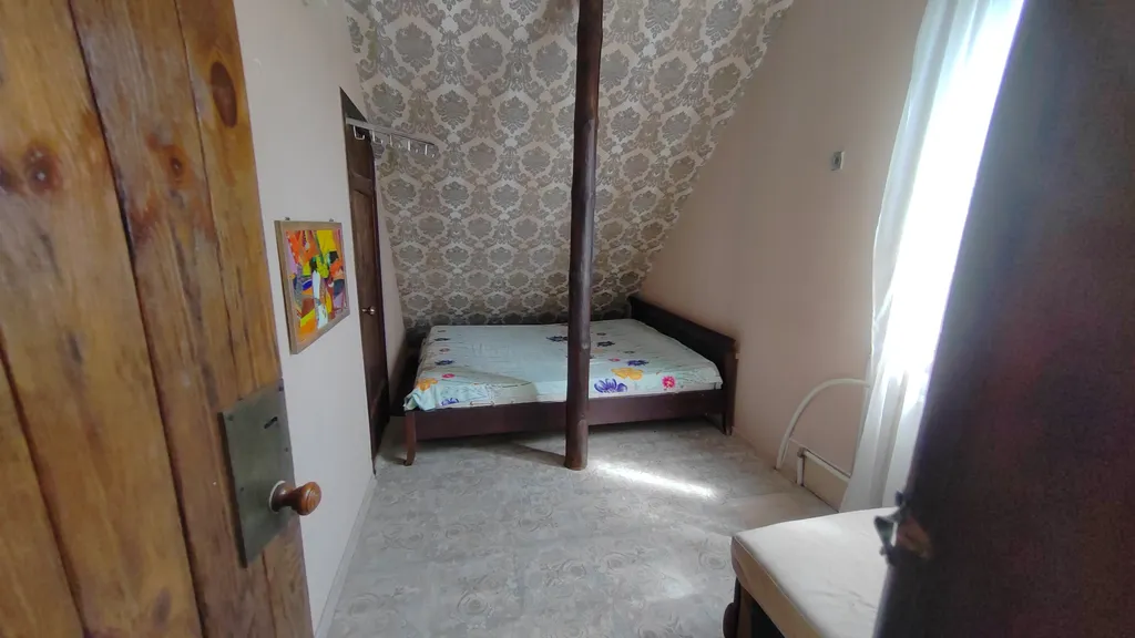 Коттедж возле горячих источников до 25 человек