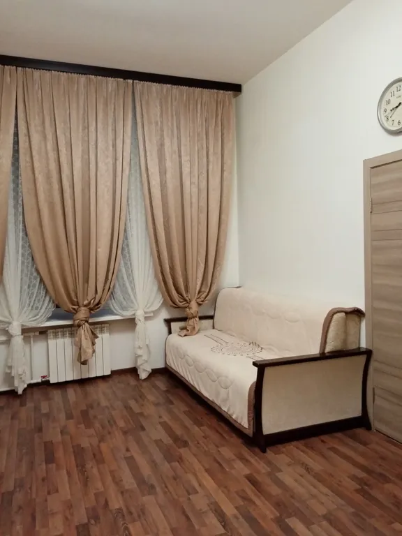 Двухкомнатная квартира в историческом центре Петербурга