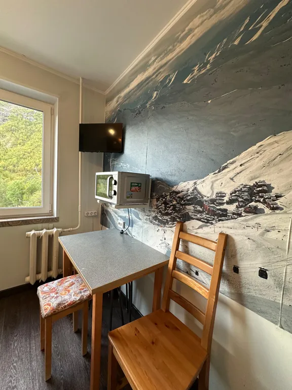 Комфортная трешка c видом на гору Кукис рядом с Тирвасом