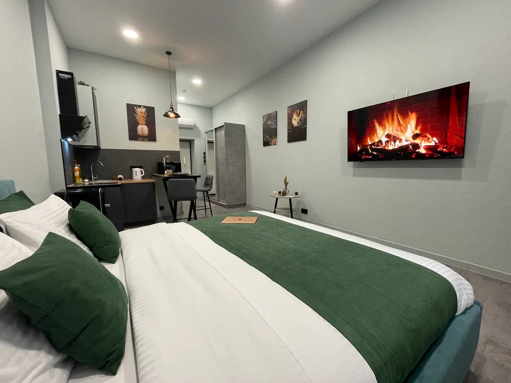 Уютная студия около аквапарка Планета