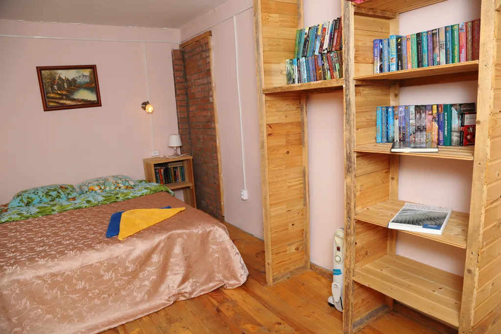 Люкс с камином на реке Волга в лесу