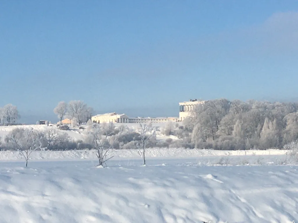Дом с баней на дровах и камином у пяти озер