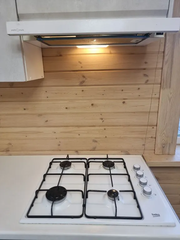 Дом с прудом