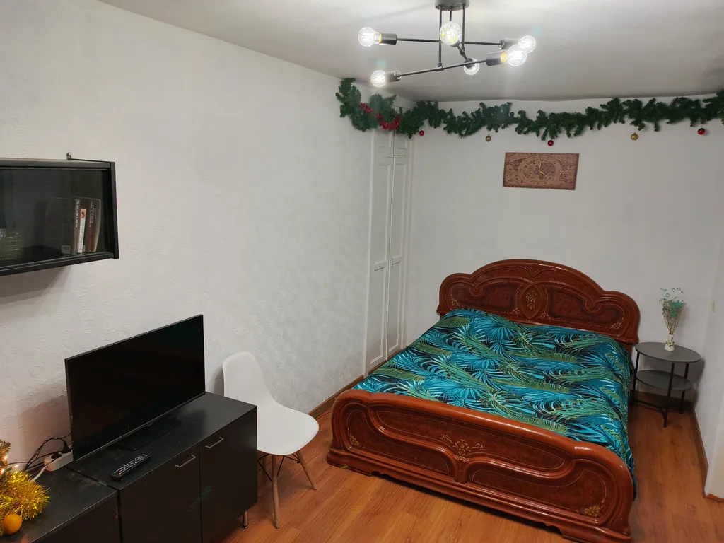 Романтичная однушка с камином на Волжской набережной