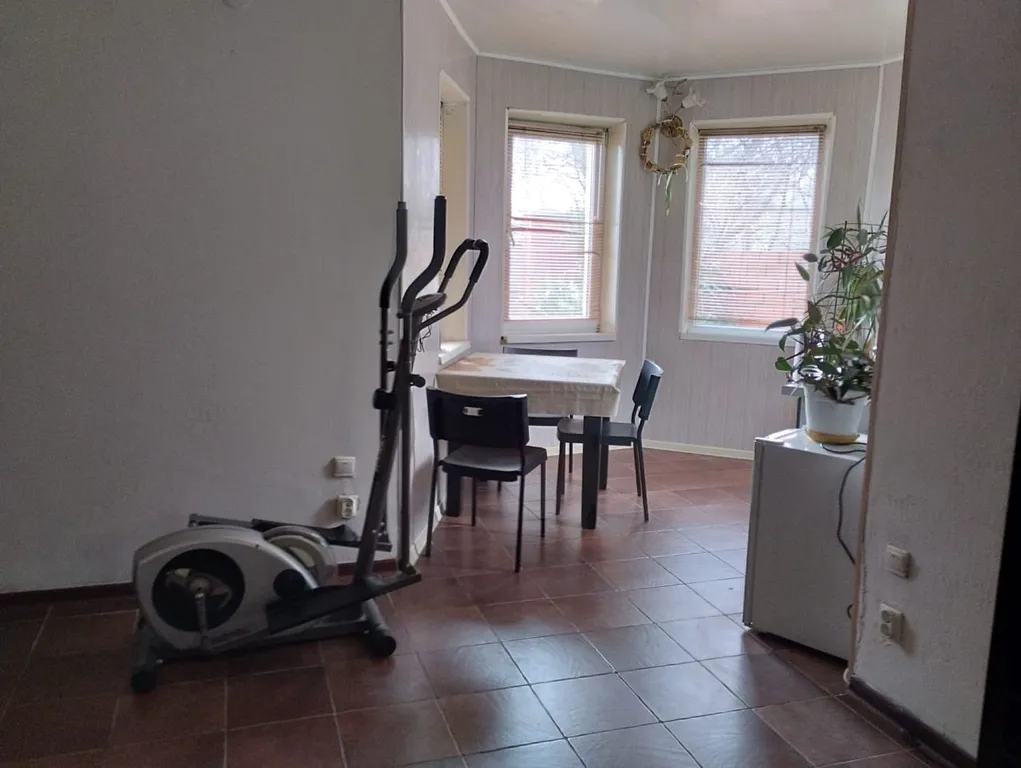 Дом с подогреваемым бассейном и сауной с видом на море