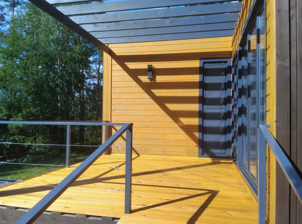 Коттедж Домик с панорамным остеклением, террасой и видом на озеро и лес — Сортавала