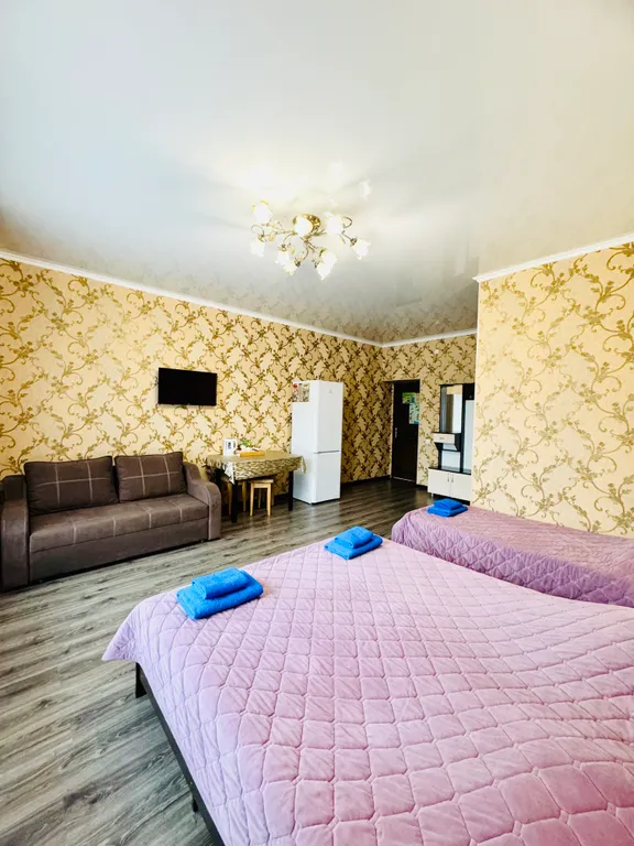 Квартира Пятиместный улучшенный номер — аренда посуточно в Даховская