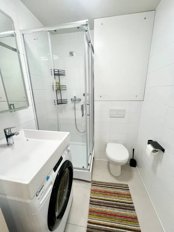 Art Life Apartment Novohohlovskaya