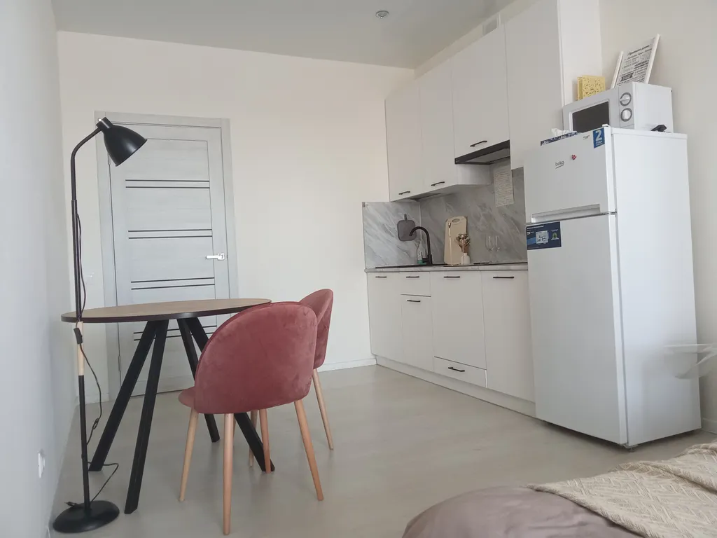 С видом на Успенский, бесконтактное заселение