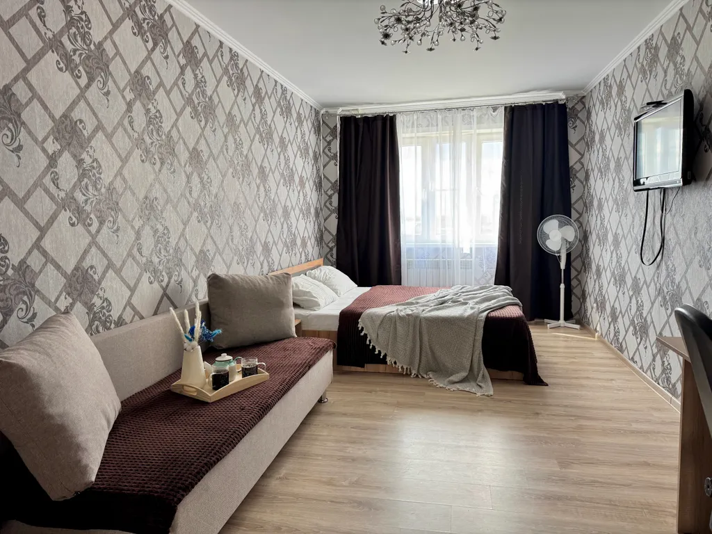 Панорамный балкон, современный дом, крупногабаритная квартира — аренда посуточно в Липецк