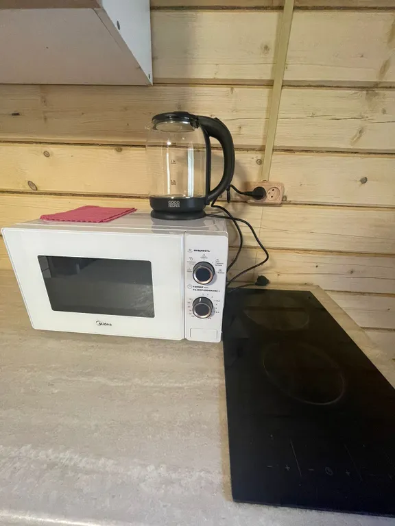 Благоустроенный домик с видом на сосновый бор