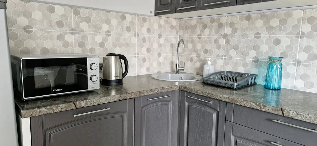 Современные апартаменты с кухней с видом на горы