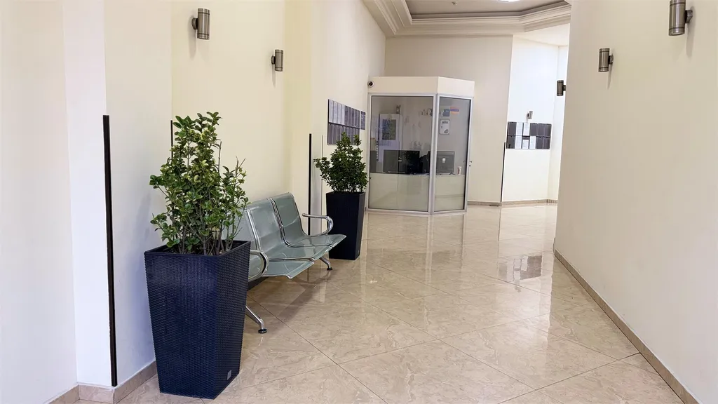 Улучшенные апартаменты с балконом в центре города