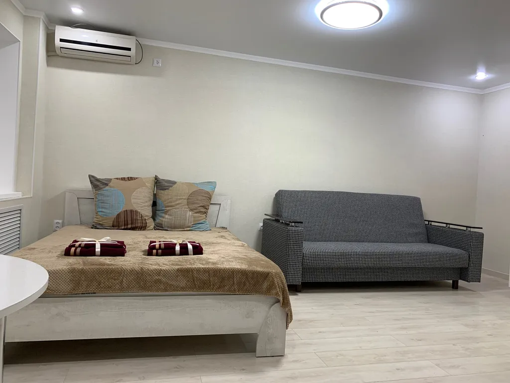 Квартира Квартира Уютная студия в самом центре — Элиста