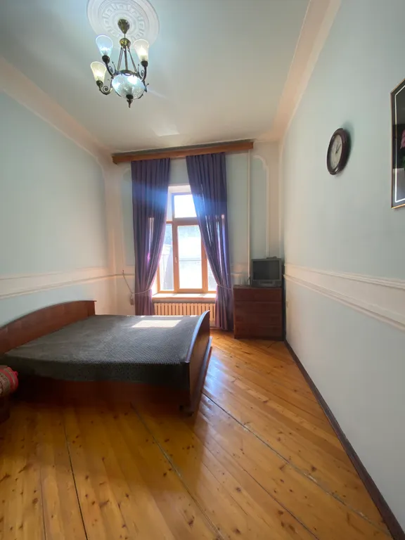 Дом напротив фонтана с потрясающим видом на крепость, фонтан и море