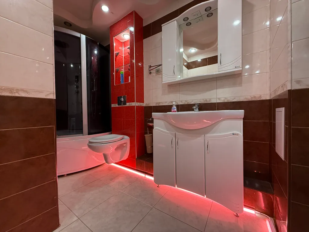 Тут хорошо на Щорса