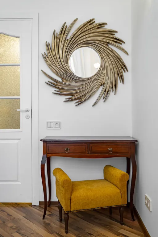 Атмосферная двухуровневая квартира с парковкой у Эрмитажа