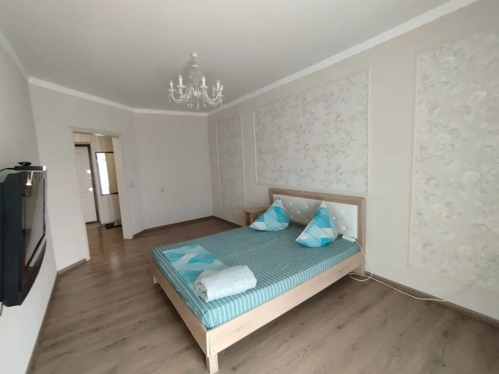 Уютная квартира в центре города — аренда посуточно в Энгельс