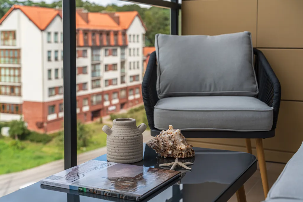 Квартира Apart-Deluxe Легенды моря: Дизайнерская 1к.квартира у озера и моря — Светлогорск