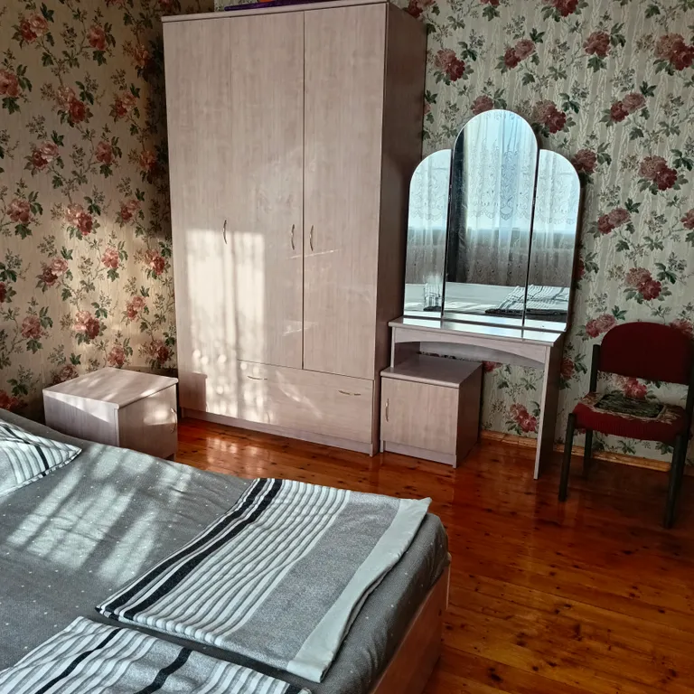 5-комнатный Дом