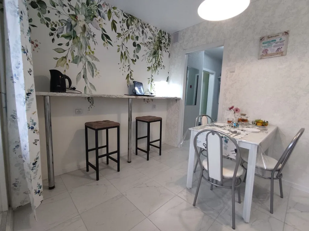 Уютная квартира с видом на набережную в центре города