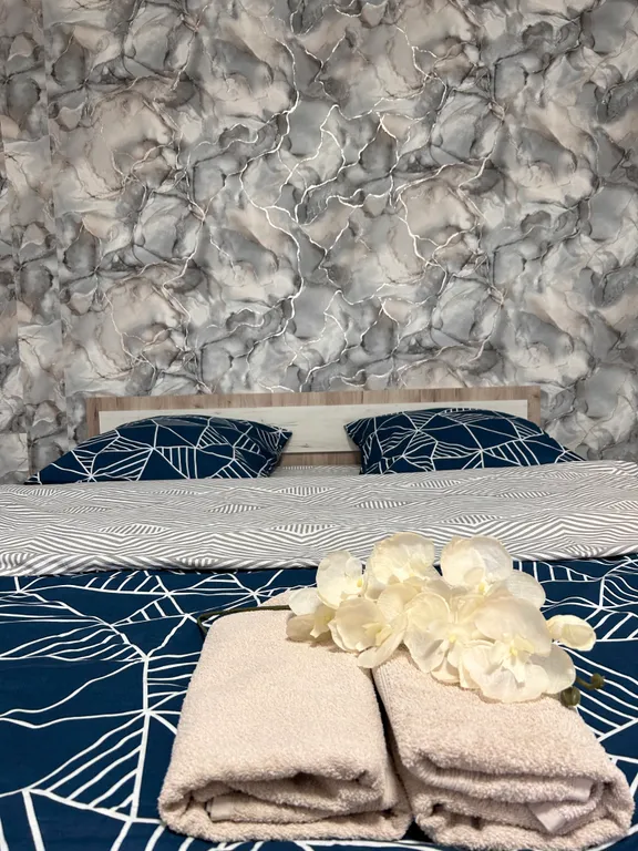 Современная  двушка около  тропы здоровья, и любужвкого предместья