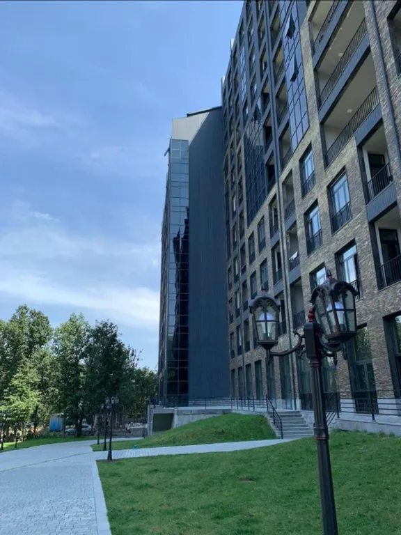 Красивая квартира-студия с видом на горы