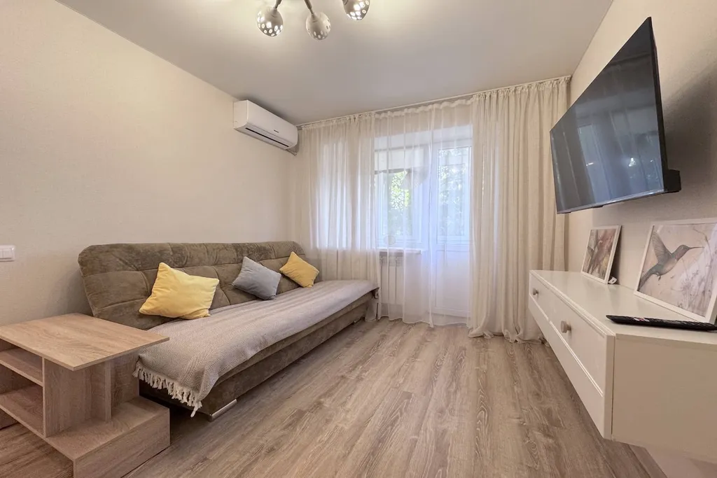 1-комнатная Квартира — аренда посуточно в Феодосия