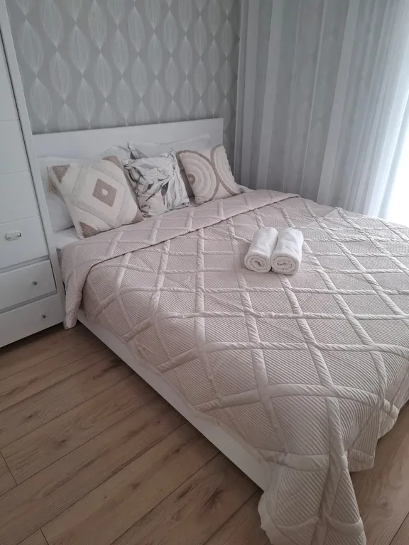 Квартира Двухкомнатная квартира в центре Алматы — Алматы