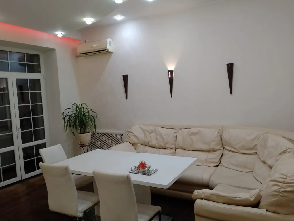 Уютная квартира с дизайнерским ремонтом