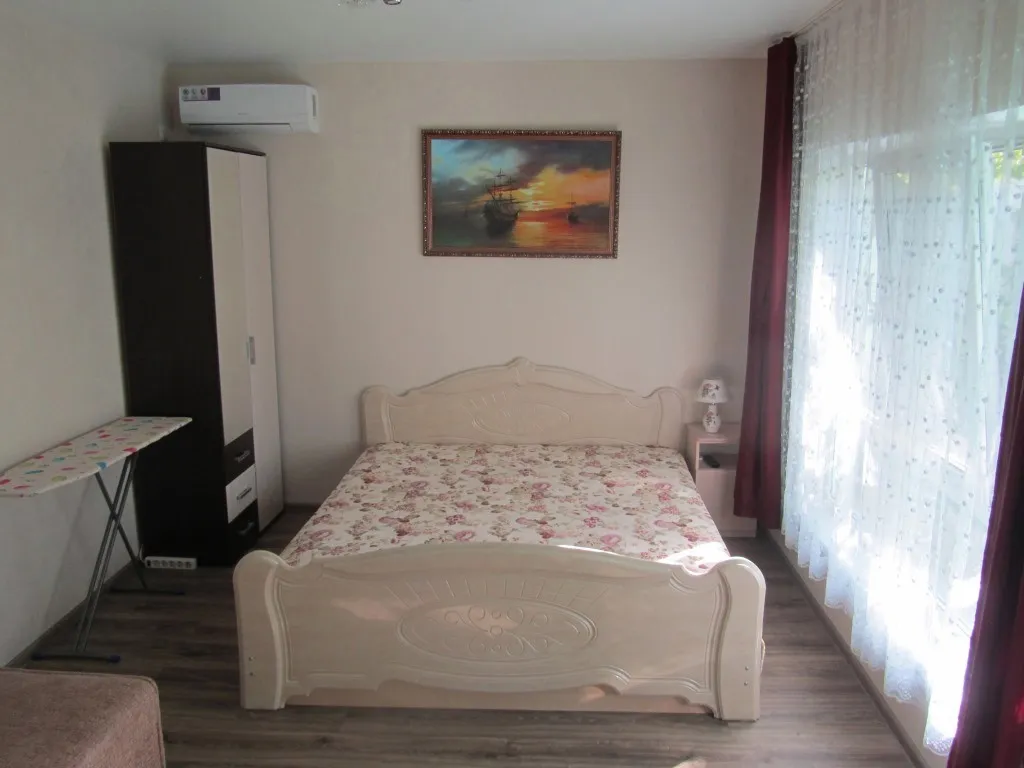 Квартира Квартира Уютная студия с собственной террасой для отдыха — Ейск