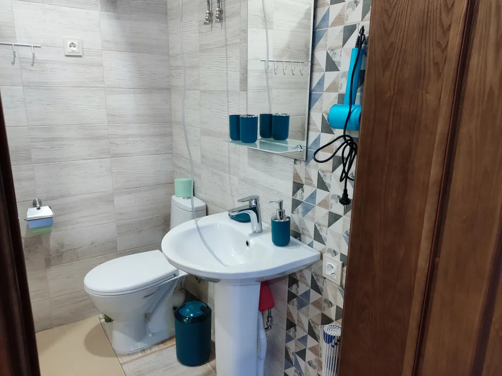 Коттедж Дом с баней и озером — Теберда