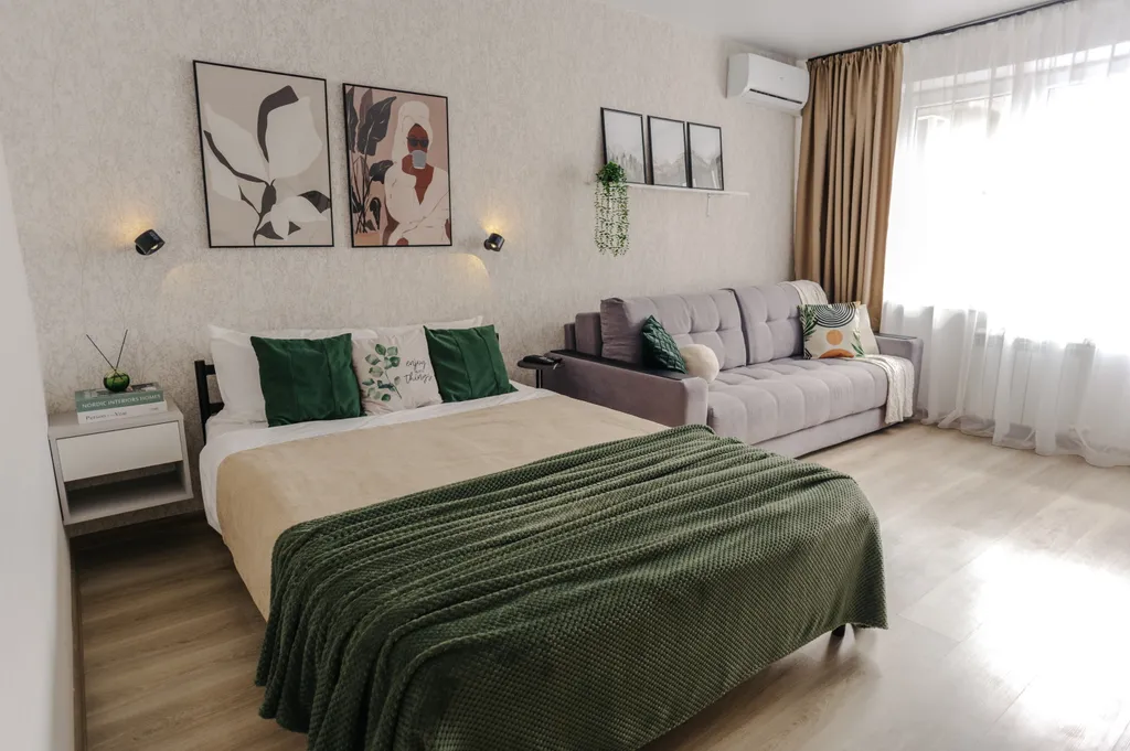 Классное Место с парковкой в центре, близко стадион Спартак и Арена