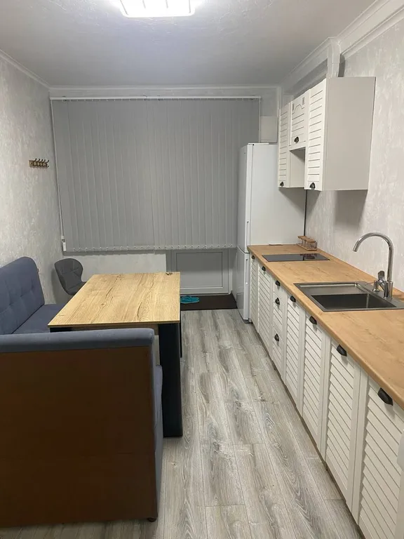 Квартира в частном дворе напротив Никитского сада — аренда посуточно в Отрадное