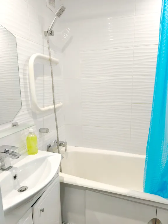 Двухместный номер с двухспальной кроватью, ул.Веры Хоружей, Комаровка