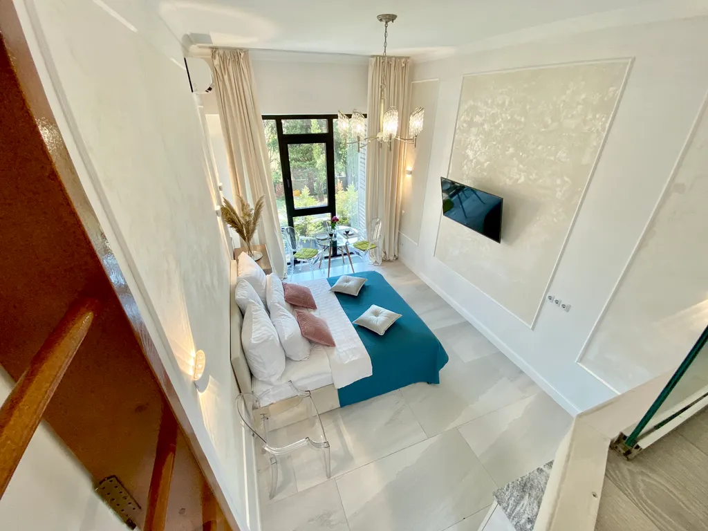 Апартаменты с бассейном в центре Сочи