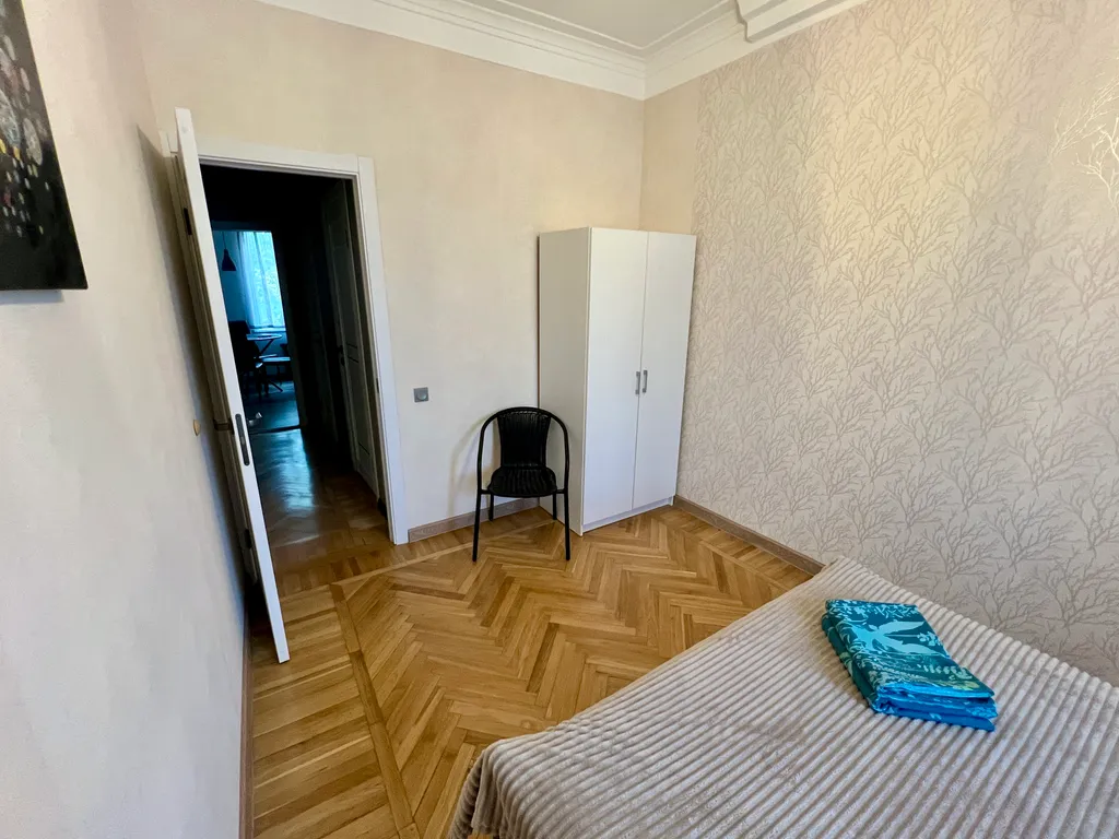 Квартира Уютные апартаменты "Лофт Фонтаны" с видом на Александровский сквер — Краснодар