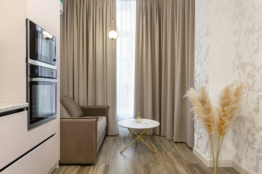 Апартаменты бизнес-класса с видом на эльбрус в доме с часами