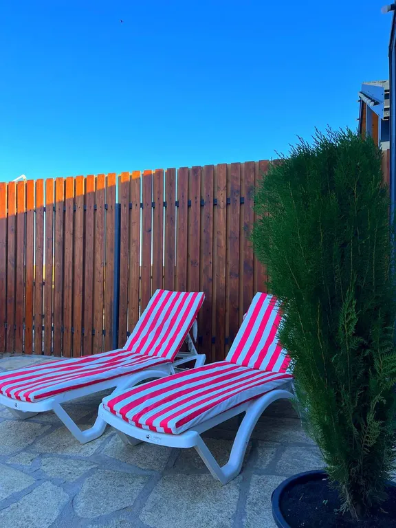 Дома у моря, первая линия, вид на море