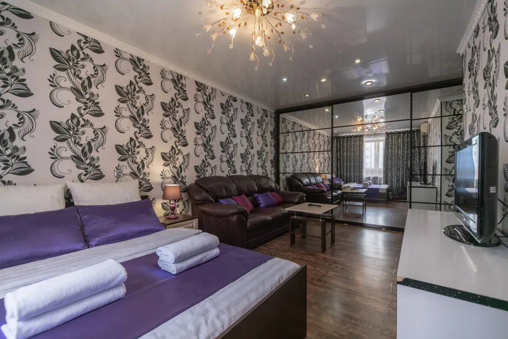 Шикарная квартира с дорогой мебелью