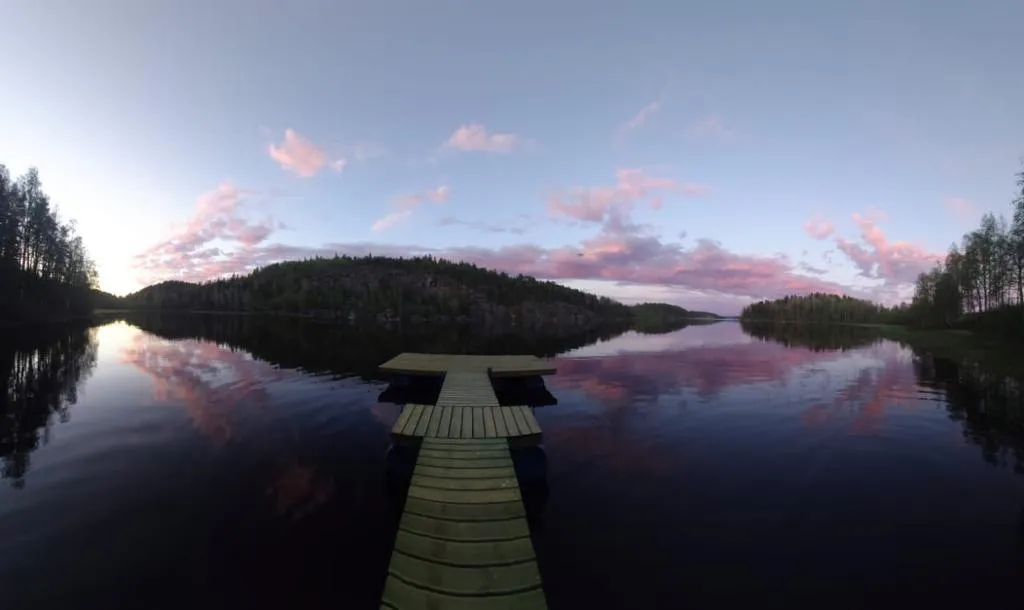 Фиалковый дом на Ладоге