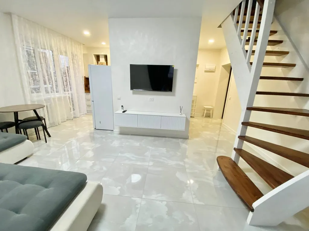 Квартира Уютная стильная квартира в 2х уровнях с видом на город — Анапа