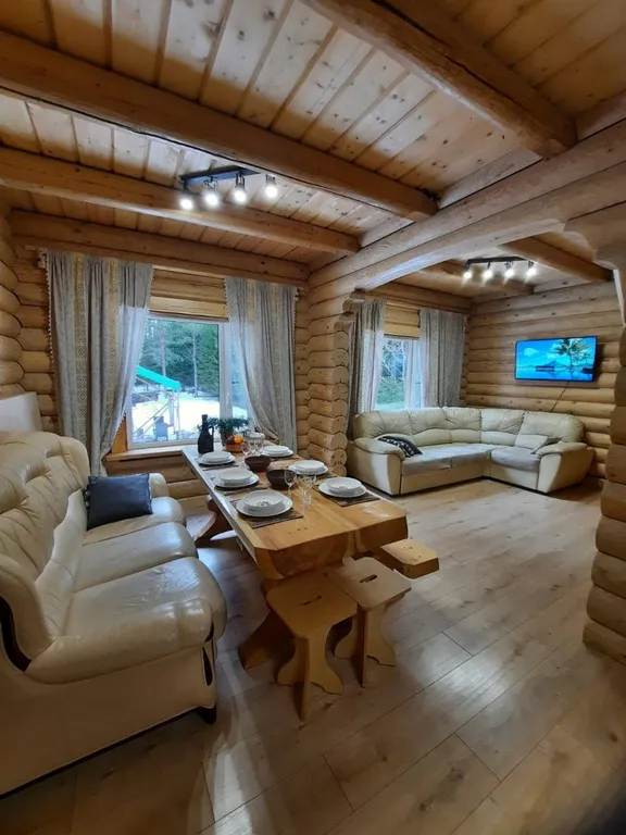 Гостевой дом у озера в лесу маркова заимка