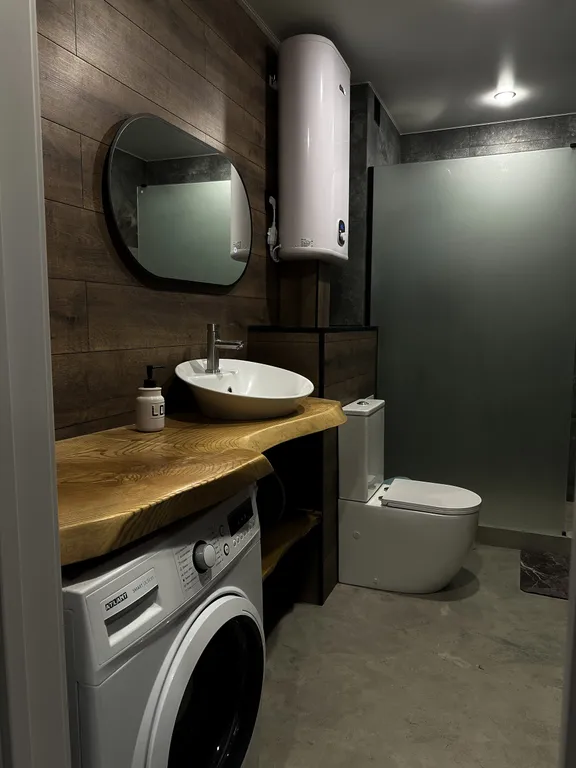 Дом с горячей купелью и баней в стиле Loft в центре Гродно